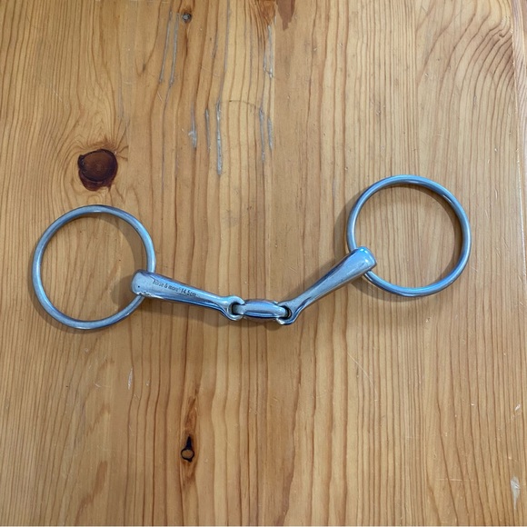 Horse & More Other - Horse & More Stainless Steel Locking Snaffle Bit Oval Loose Ring 14.5 cm
